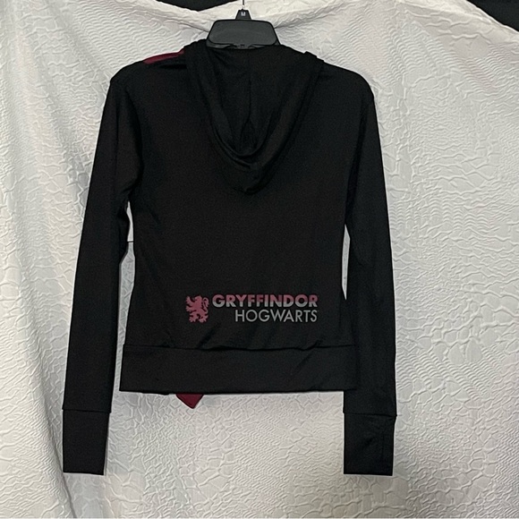 NWT! Harry Potterter Hogwarts Gryffindor Quidditch Sports Zip Up Hoodie Jacket - Picture 13 of 16